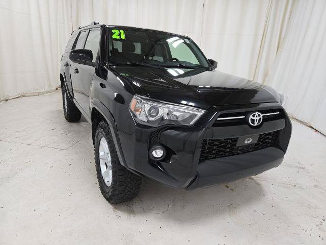 Used 2021 Toyota 4Runner SR5 AWD/4WD image 11