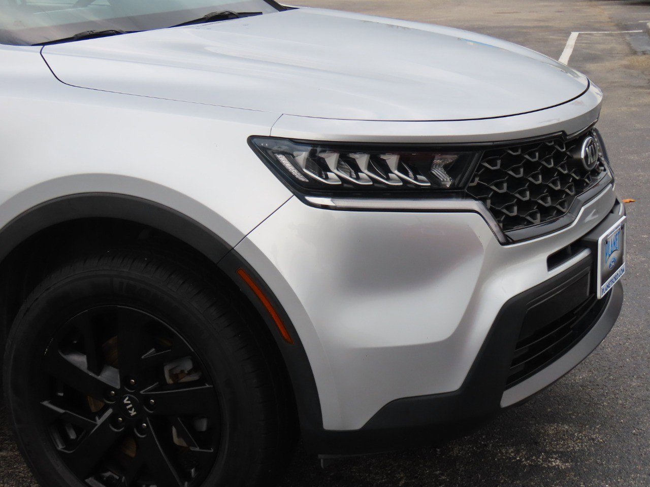 Used 2021 Kia Sorento S image 6