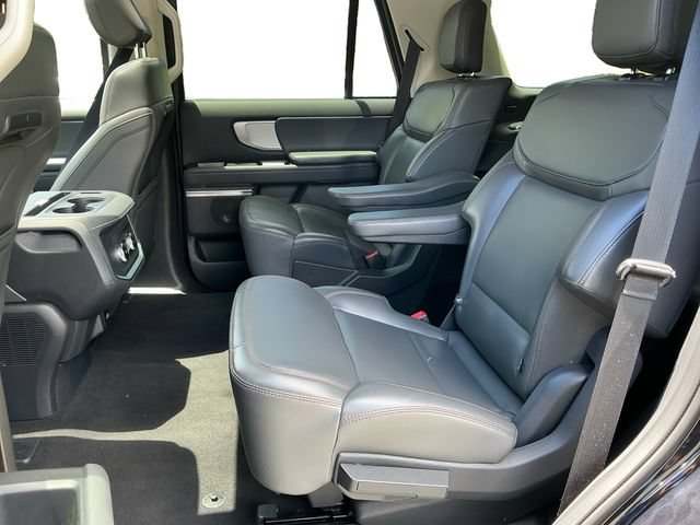 Certified 2025 Ford Expedition Active AWD/4WD image 16