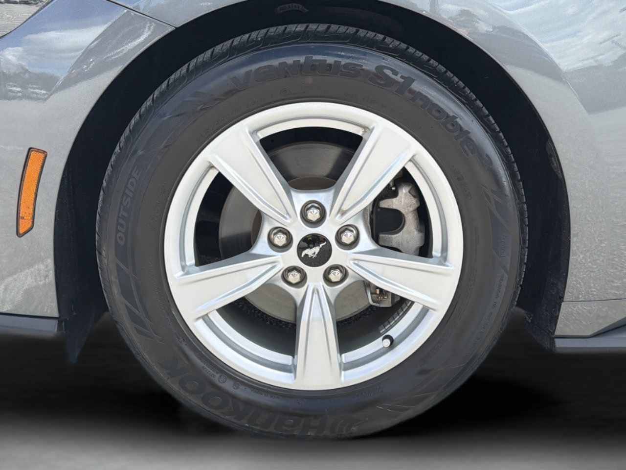 Certified 2024 Ford Mustang Coupe RWD image 30