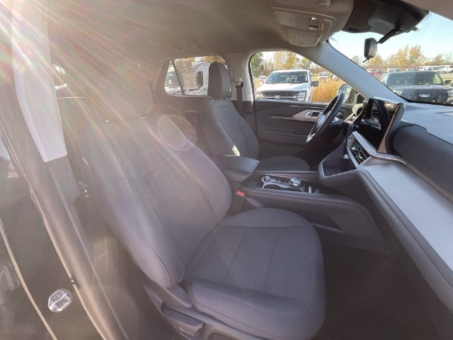 Certified 2025 Ford Explorer Active AWD/4WD image 26