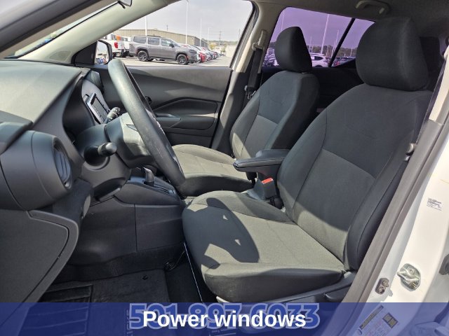 Used 2025 Nissan Kicks Play S FWD image 10