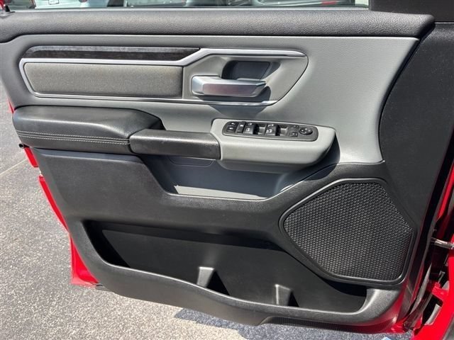 Used 2019 RAM 1500 Big Horn AWD/4WD image 17