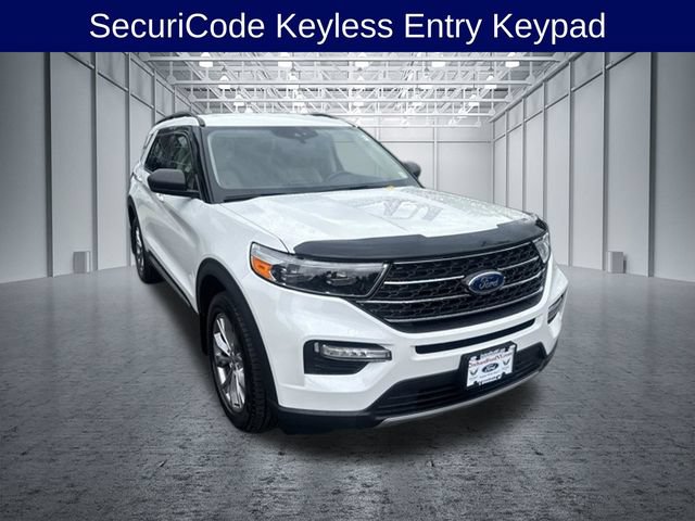 Certified 2023 Ford Explorer XLT w/ Equipment Group 202A AWD/4WD image 5