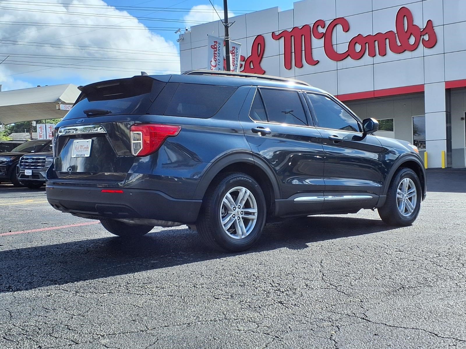 Certified 2023 Ford Explorer XLT RWD image 6