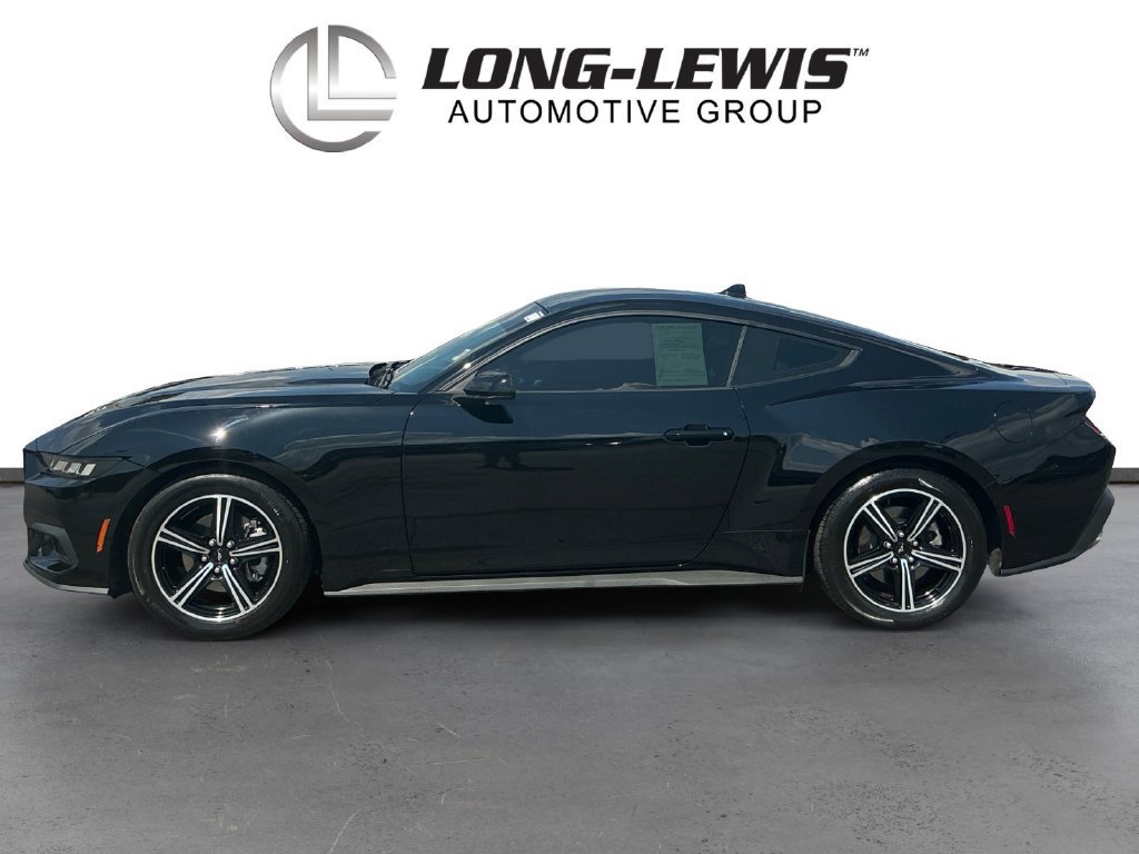 Certified 2024 Ford Mustang Coupe RWD image 2