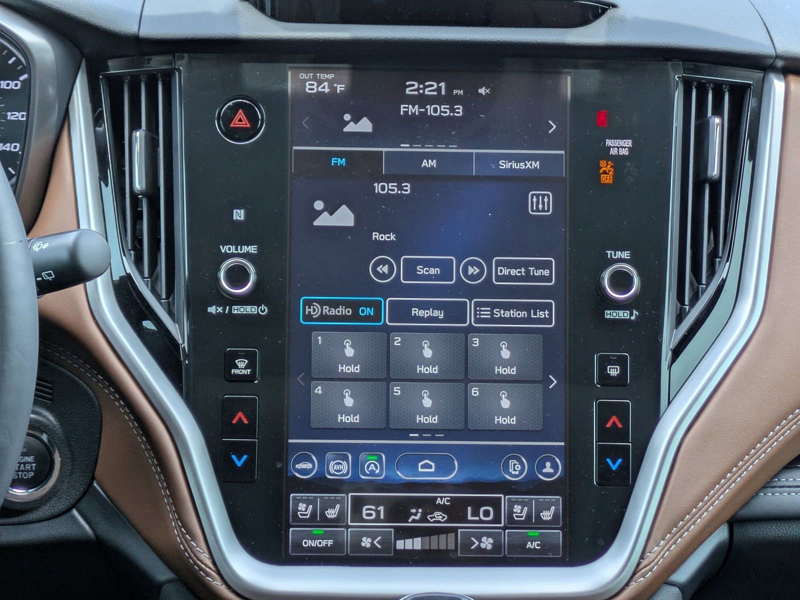 Used 2025 Subaru Outback Touring w/ Popular Package #2 AWD/4WD image 10