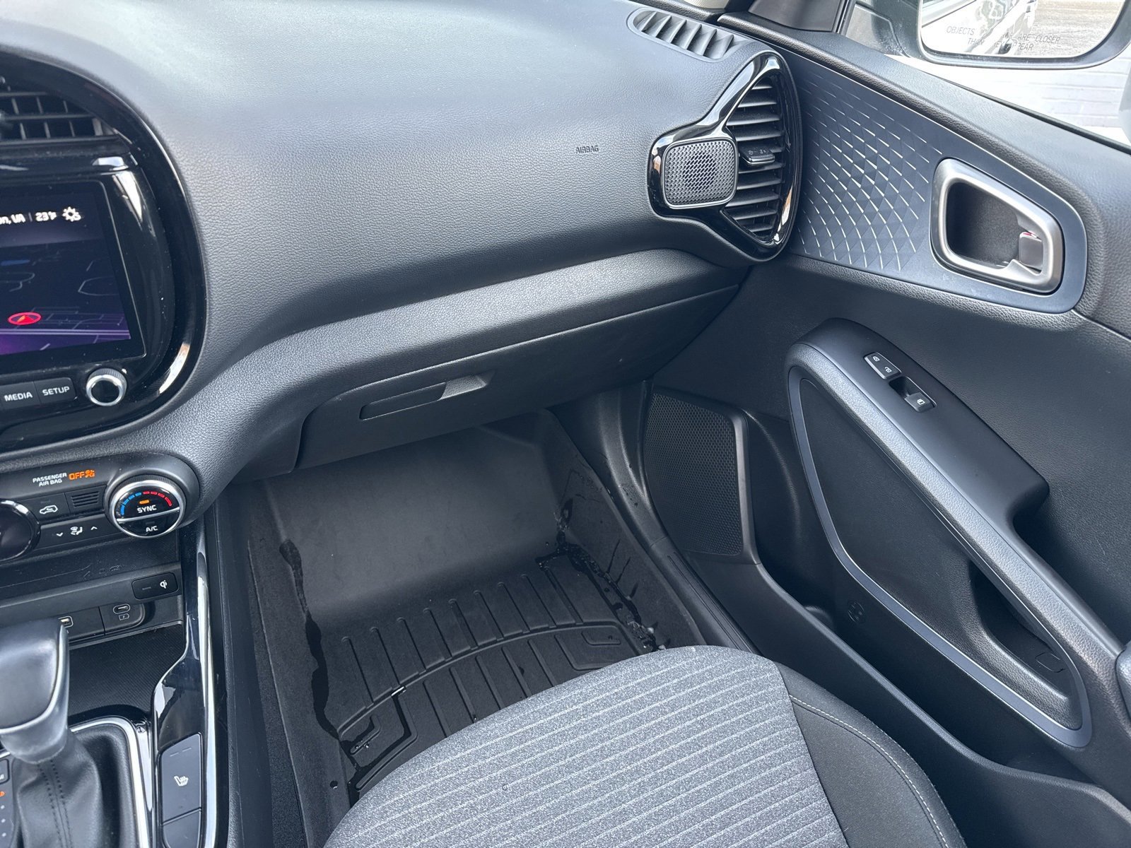 Used 2023 Kia Soul EX image 23