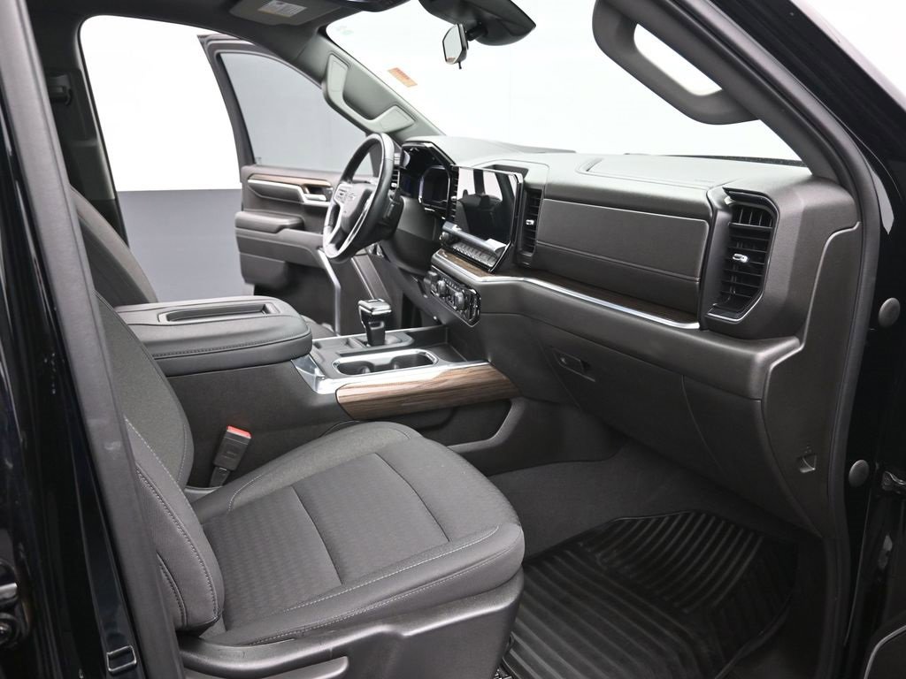 Used 2022 Chevrolet Silverado 1500 RST w/ Convenience Package II image 24