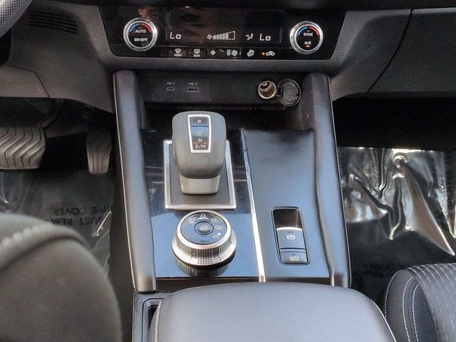Used 2023 Mitsubishi Outlander ES FWD image 17