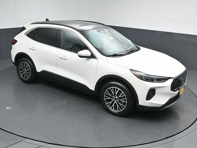 Certified 2024 Ford Escape SE w/ PHEV Premium Package image 21