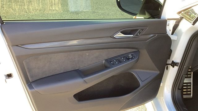 Used 2024 Volkswagen GTI SE image 20