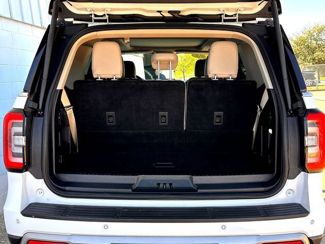 Certified 2023 Ford Expedition Limited image 30