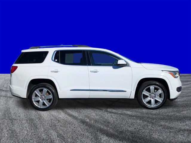 Used 2019 GMC Acadia Denali w/ Technology Package AWD/4WD image 3