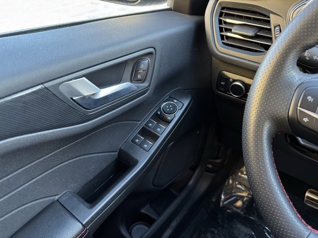Certified 2023 Ford Escape ST-Line w/ Tech Pack #1 image 35