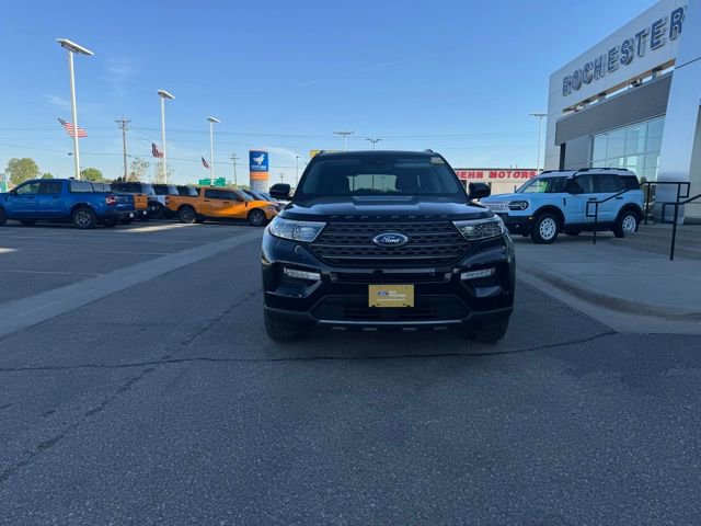 Certified 2023 Ford Explorer XLT w/ Equipment Group 202A AWD/4WD image 32