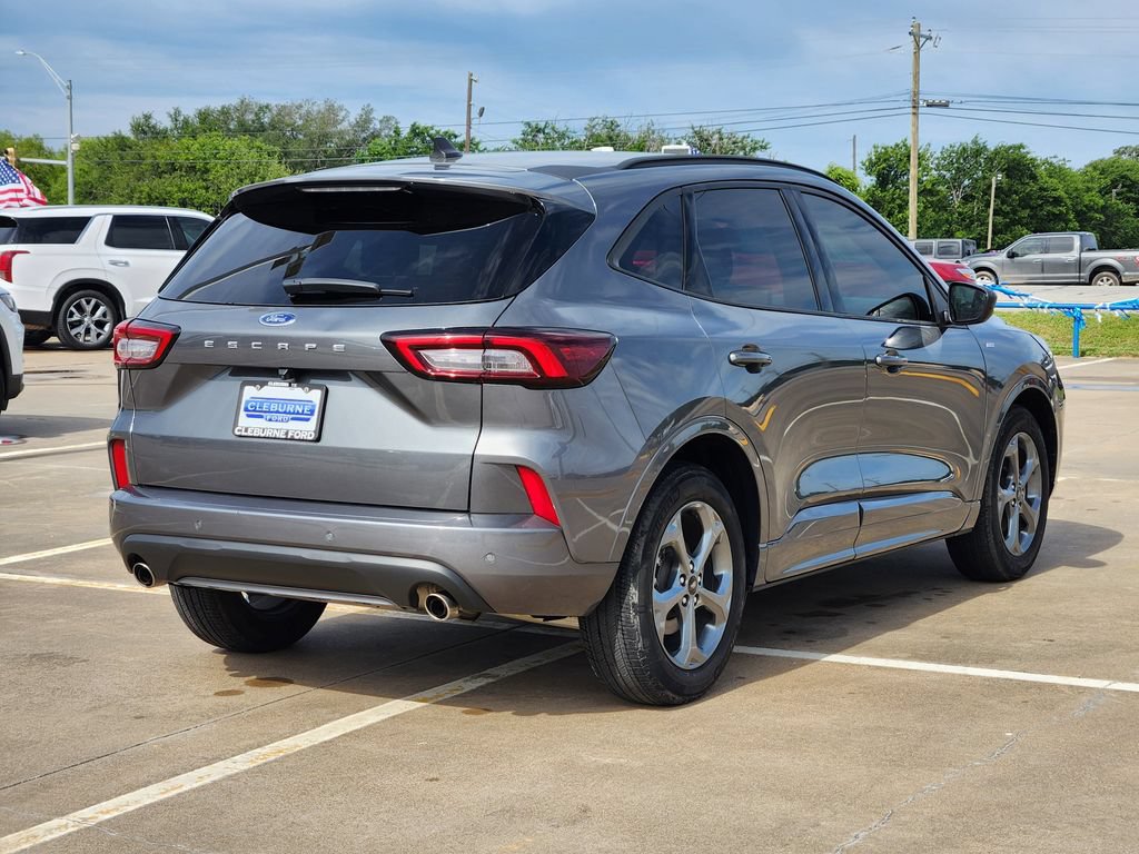 Certified 2023 Ford Escape ST-Line w/ Tech Pack #1 FWD image 7