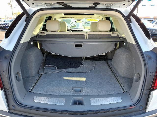 Used 2021 Cadillac XT5 Premium Luxury image 32