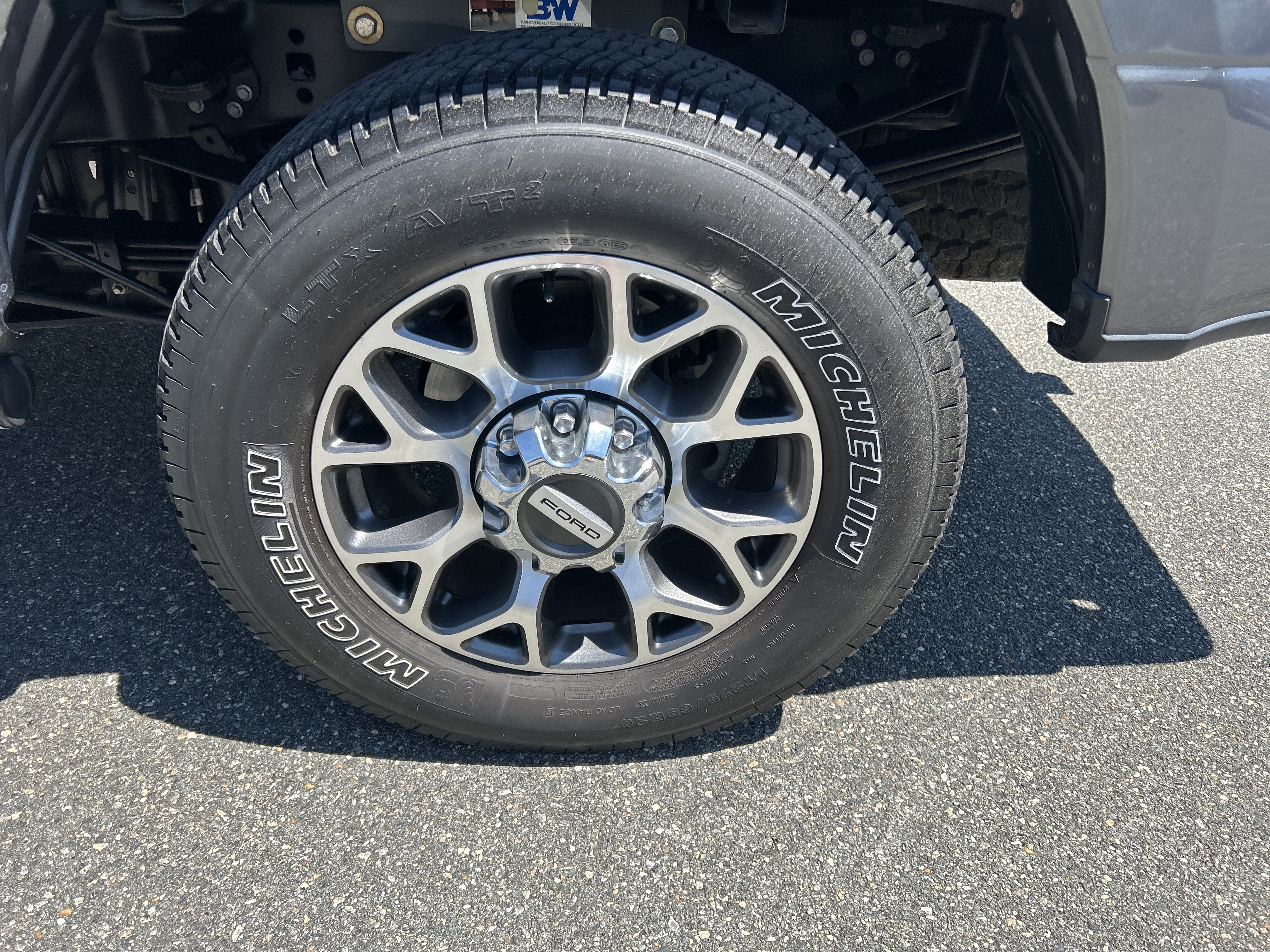 Certified 2022 Ford F350 Lariat w/ Lariat Ultimate Package AWD/4WD image 16