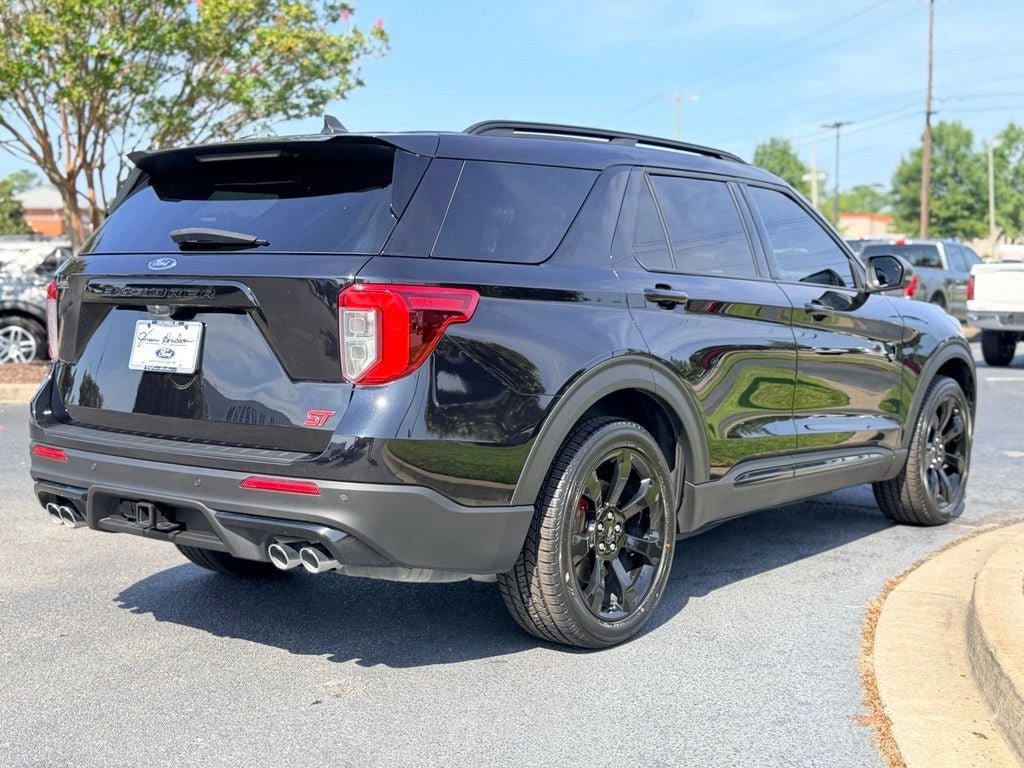 Certified 2023 Ford Explorer ST w/ Equipment Group 401A AWD/4WD image 9