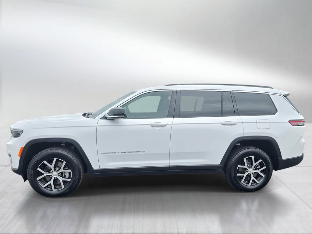 Used 2025 Jeep Grand Cherokee L Limited w/ Trailer Tow Package image 3