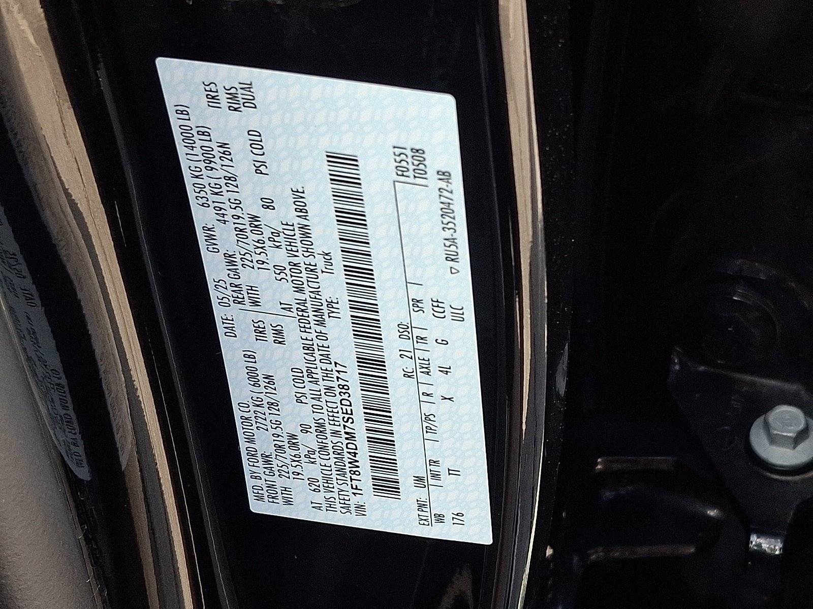 Certified 2025 Ford F450 Platinum w/ Platinum Plus Package AWD/4WD image 26