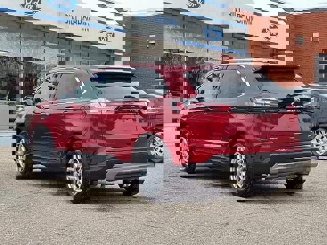 Certified 2024 Ford Edge SEL w/ Convenience Package image 3