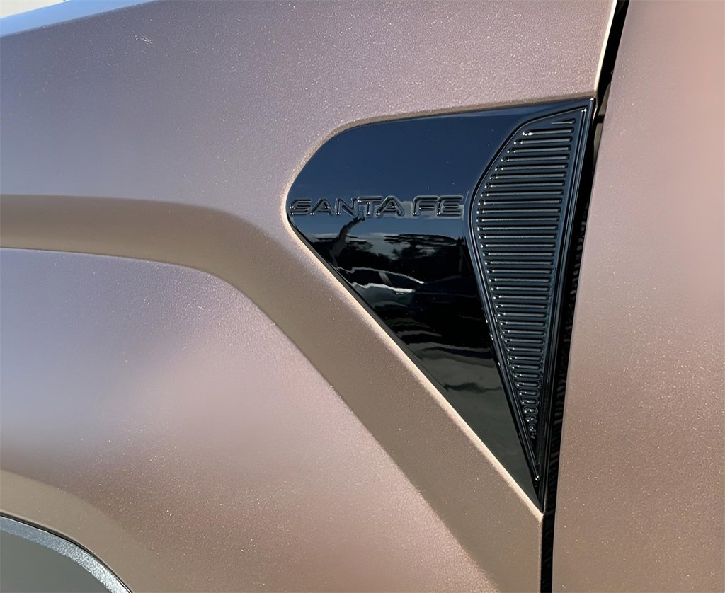 Used 2024 Hyundai Santa Fe Limited image 32