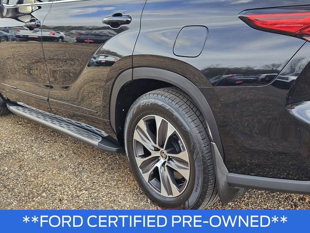 Used 2022 Toyota Highlander XLE image 7