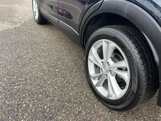 Used 2021 Buick Encore GX Preferred w/ Cold Weather Comfort Package FWD image 24