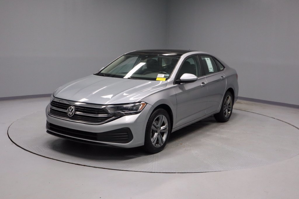 Used 2024 Volkswagen Jetta SE FWD image 7
