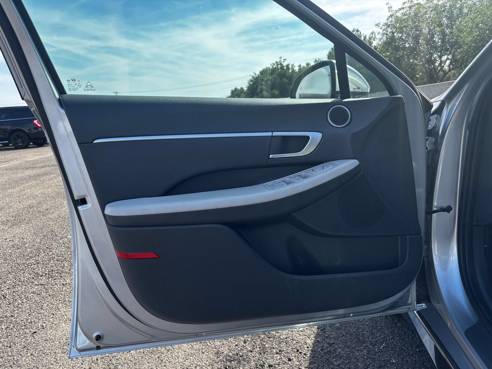 Used 2025 Hyundai Sonata SEL FWD image 10