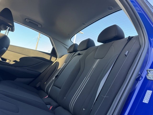 Used 2024 Hyundai Elantra SEL w/ Convenience Package image 11
