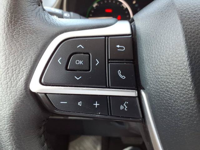 Used 2025 Toyota Sienna XLE FWD image 19