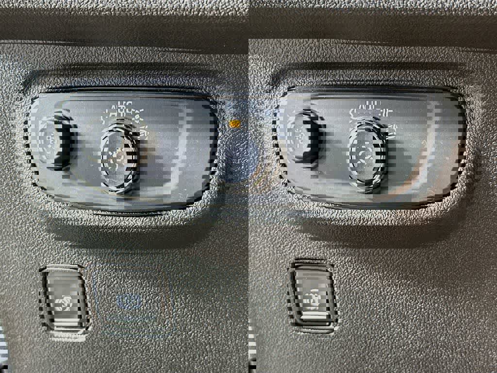 Used 2022 GMC Terrain SLE w/ Driver Convenience Package image 26