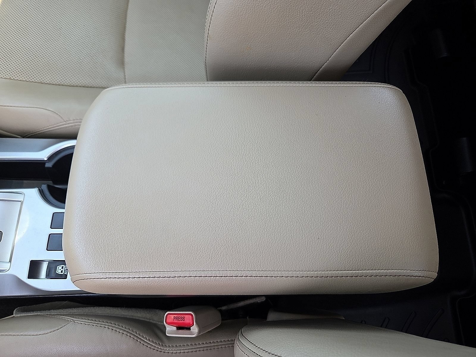 Used 2018 Toyota 4Runner Limited RWD image 16