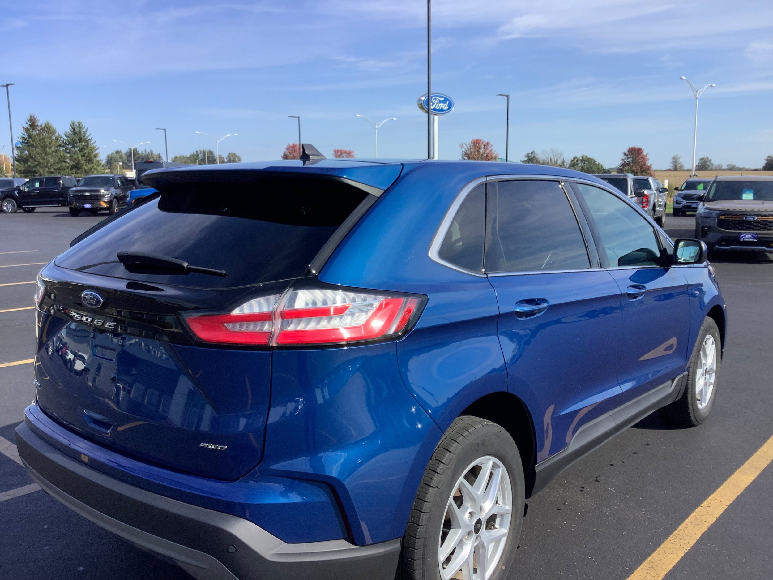 Certified 2024 Ford Edge SEL AWD/4WD image 7
