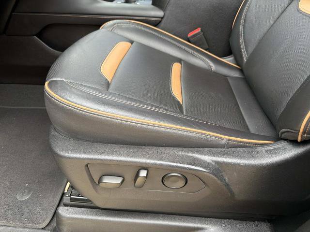 Used 2024 GMC Yukon AT4 AWD/4WD image 20