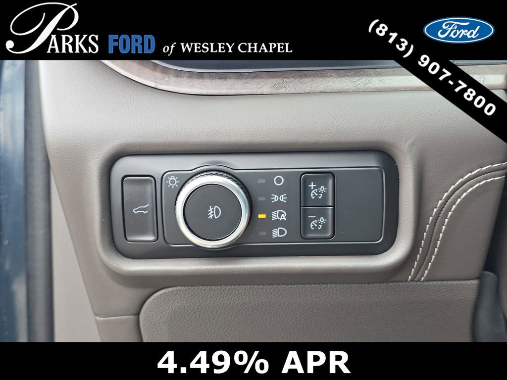 Certified 2024 Ford Explorer Platinum w/ Technology Package AWD/4WD image 28