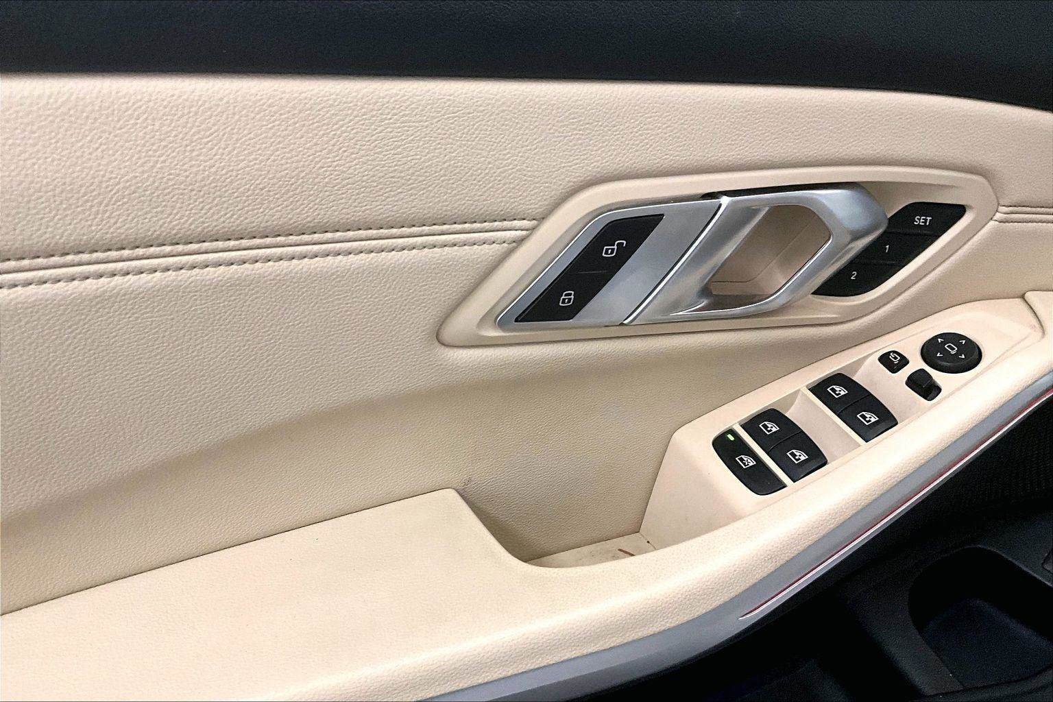 Used 2020 BMW 330i xDrive Sedan w/ Convenience Package image 22