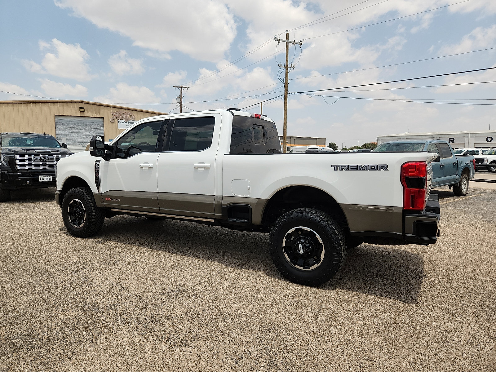 Certified 2026 Ford F250 King Ranch w/ Tremor Off-Road Package AWD/4WD image 4