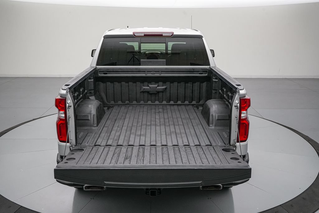 Used 2021 Chevrolet Silverado 1500 LT Trail Boss w/ Convenience Package II AWD/4WD image 6