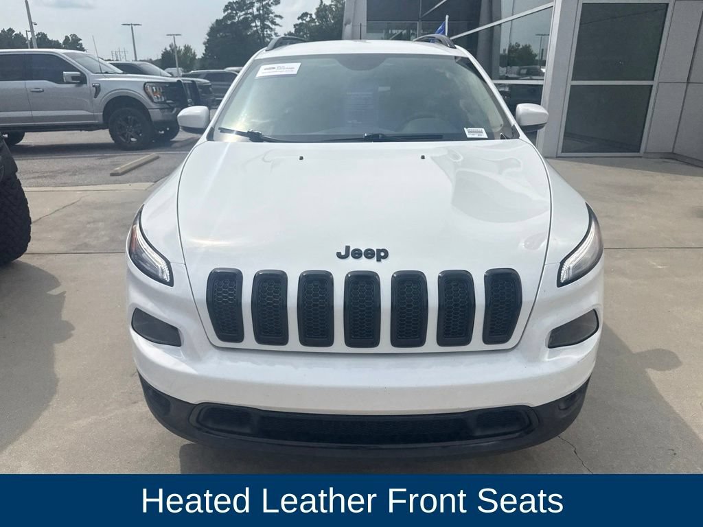 Used 2017 Jeep Cherokee Limited FWD image 2