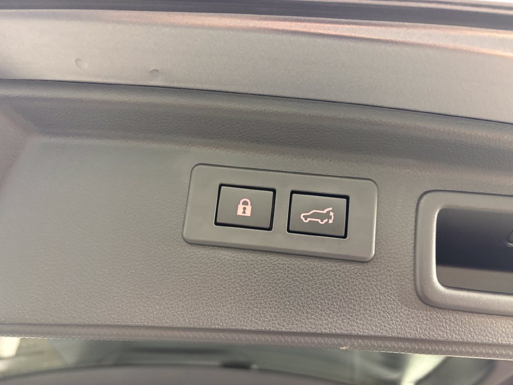 Used 2024 Subaru Forester Touring AWD/4WD image 33