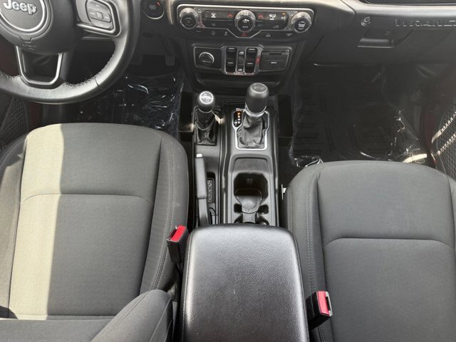 Used 2021 Jeep Wrangler Unlimited Sport AWD/4WD image 6