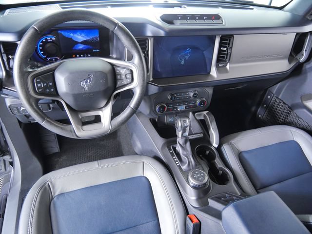 Certified 2022 Ford Bronco Outer Banks w/ Sasquatch Package AWD/4WD image 4