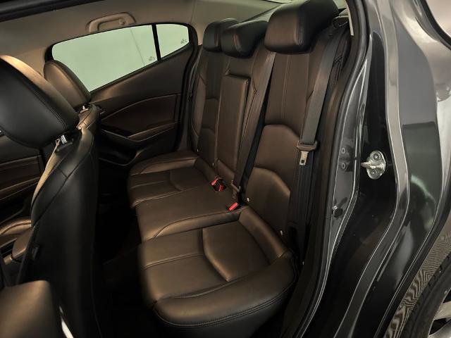 Used 2018 MAZDA MAZDA3 Touring image 30