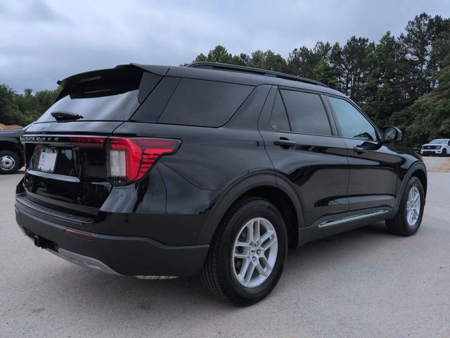 Certified 2025 Ford Explorer Active w/ Active Comfort Package RWD image 4