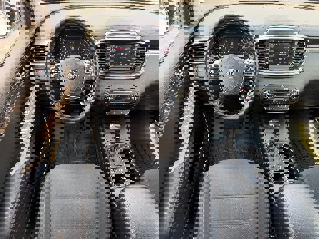 Used 2020 Kia Sorento LX w/ LX I4 Convenience Package image 30