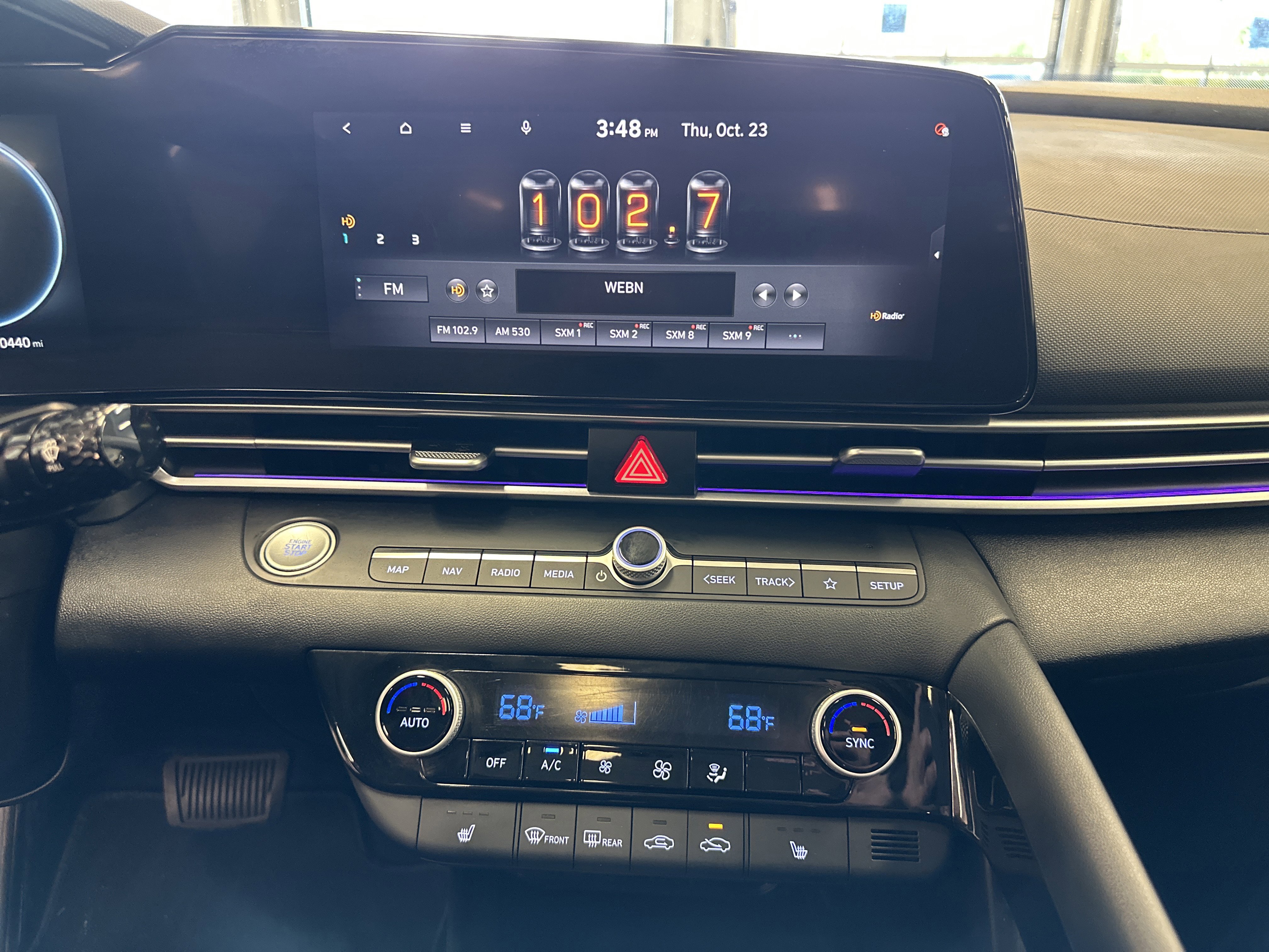 Used 2021 Hyundai Elantra Limited image 12